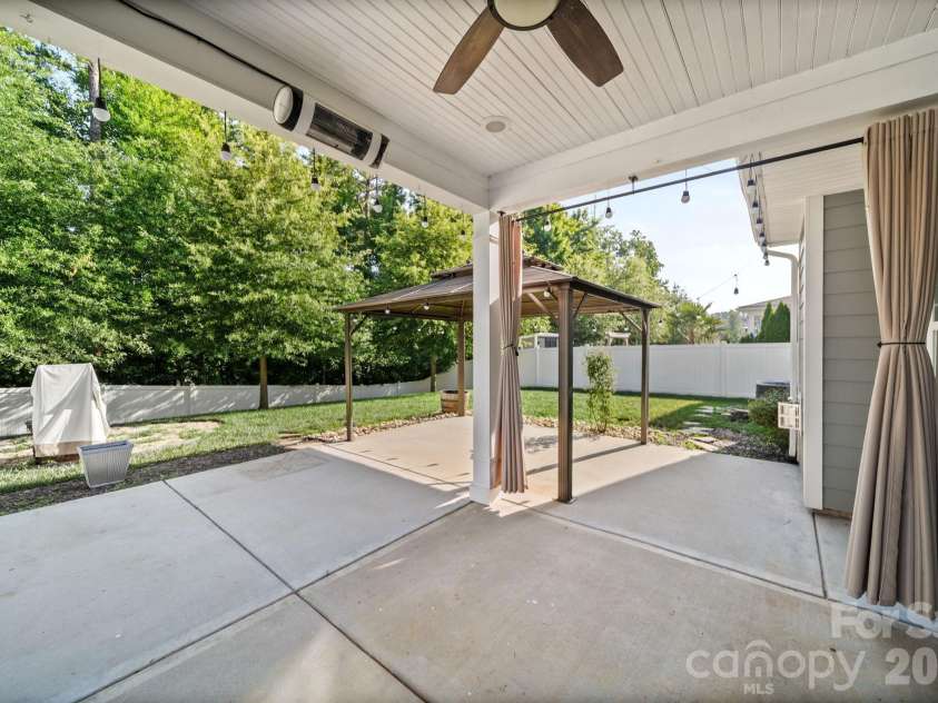 695 Belle Grove Drive, Clover, SC 29710.  MLS# CAR4399360, YatesRealty ID 37571. 