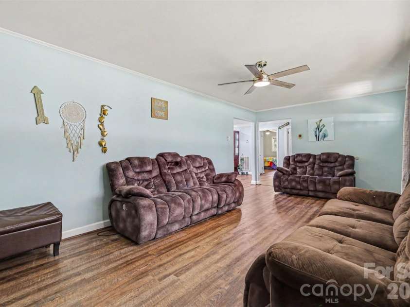 953 Twin Lakes Road, Rock Hill, SC 29732.  MLS# CAR4396547, YatesRealty ID 37575. 