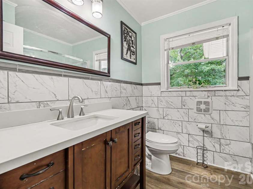 953 Twin Lakes Road, Rock Hill, SC 29732.  MLS# CAR4396547, YatesRealty ID 37575. 