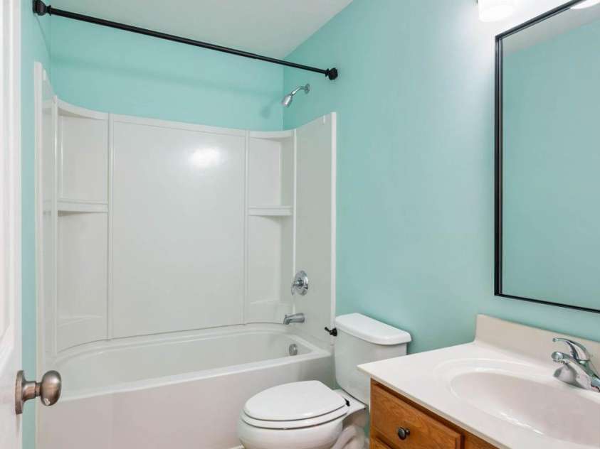 1429 River Run Road, Lowell, NC 28098.  MLS# CAR4401168, YatesRealty ID 37576. 