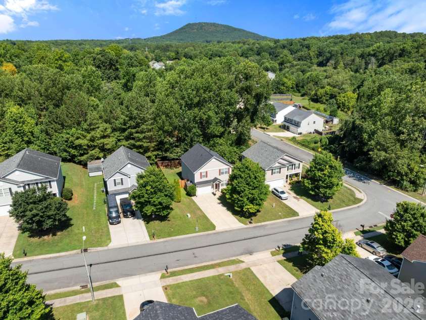 1429 River Run Road, Lowell, NC 28098.  MLS# CAR4401168, YatesRealty ID 37576. 