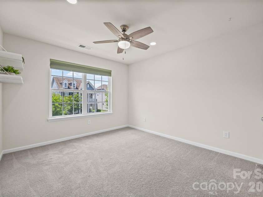 7022 Walnut Branch Lane, Charlotte, NC 28277.  MLS# CAR4399916, YatesRealty ID 37578. 