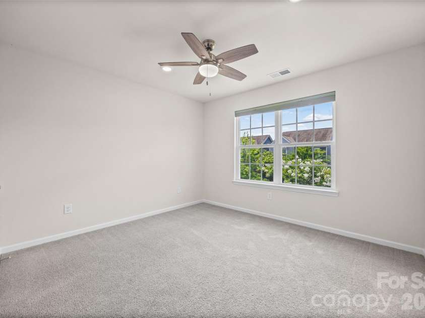 7022 Walnut Branch Lane, Charlotte, NC 28277.  MLS# CAR4399916, YatesRealty ID 37578. 
