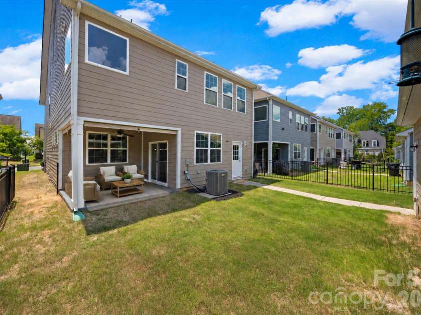 7022 Walnut Branch Lane, Charlotte, NC 28277.  MLS# CAR4399916, YatesRealty ID 37578. *Virtually staged