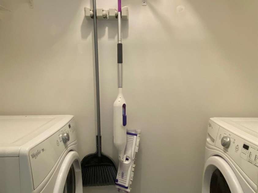 417 Olmsted Park Place, Charlotte, NC 28203.  MLS# CAR4421577, YatesRealty ID 37579. Laundry Room
