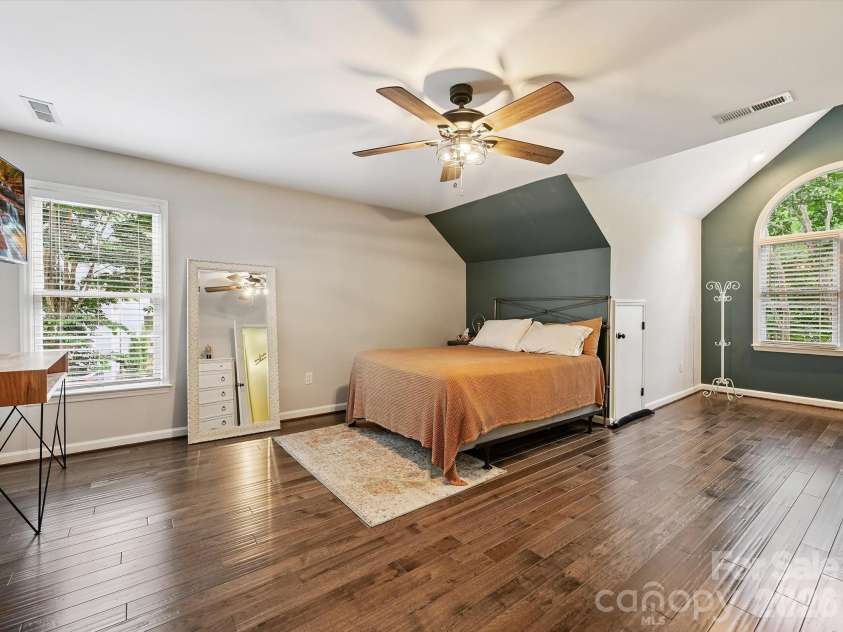 13446 Scanlan Way, Davidson, NC 28036.  MLS# CAR4335664, YatesRealty ID 3758. Bedroom