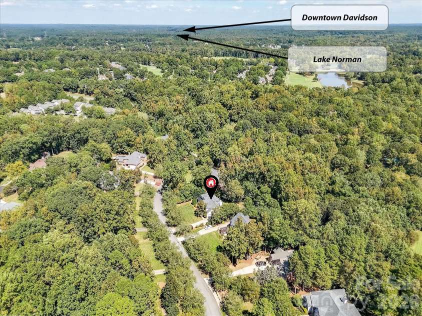13446 Scanlan Way, Davidson, NC 28036.  MLS# CAR4335664, YatesRealty ID 3758. Close to Downtown Davidson and Lake Norman