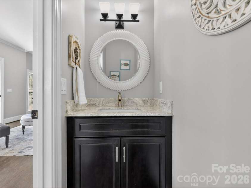 13446 Scanlan Way, Davidson, NC 28036.  MLS# CAR4335664, YatesRealty ID 3758. Powder Room