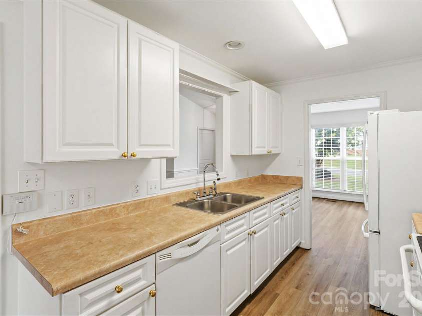 748 Chipmeadow Lane, York, SC 29745.  MLS# CAR4404346, YatesRealty ID 37580. 