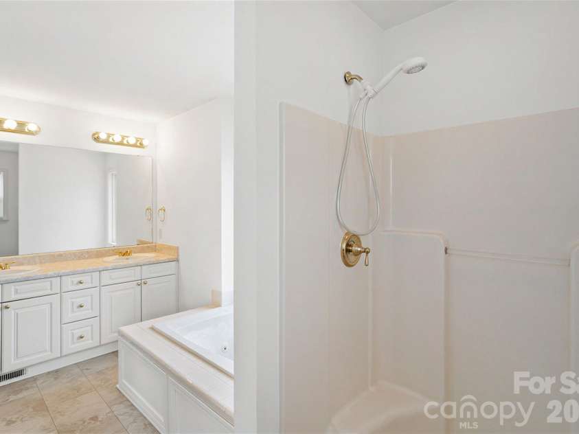 748 Chipmeadow Lane, York, SC 29745.  MLS# CAR4404346, YatesRealty ID 37580. 