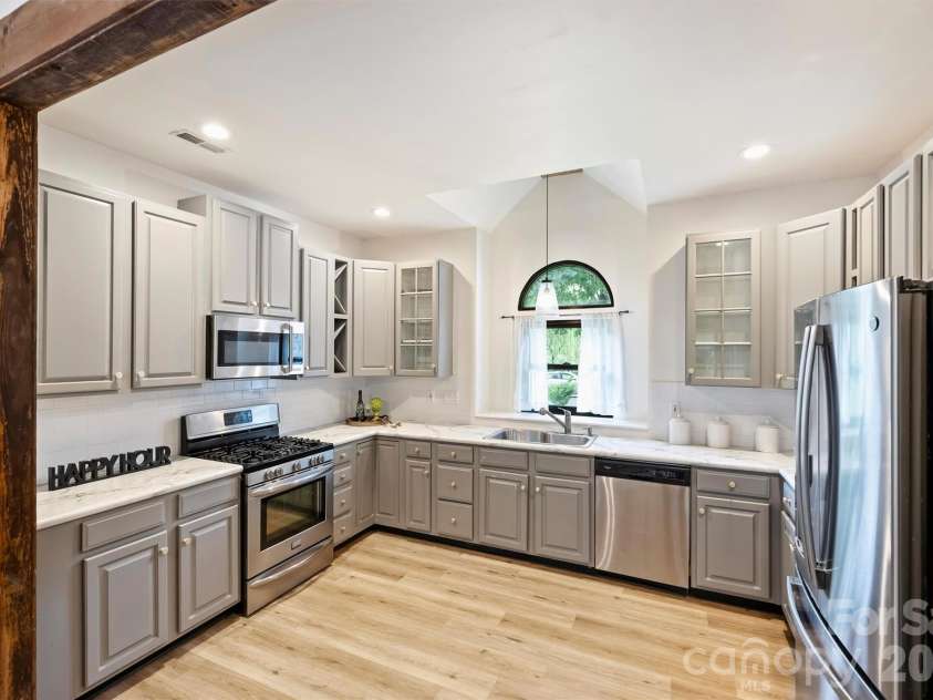 12328 Sparkling Way, Huntersville, NC 28078.  MLS# CAR4403467, YatesRealty ID 37581. 