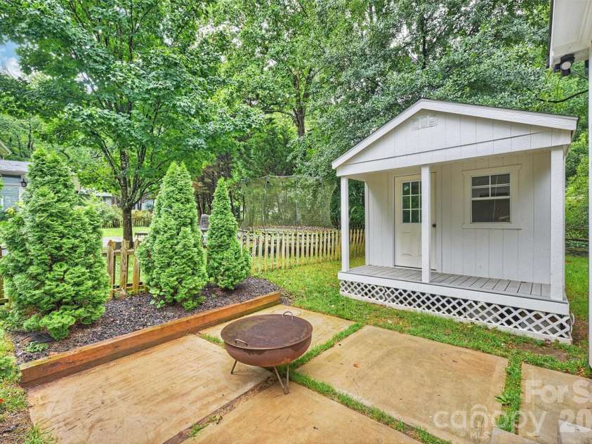 12328 Sparkling Way, Huntersville, NC 28078.  MLS# CAR4403467, YatesRealty ID 37581. 
