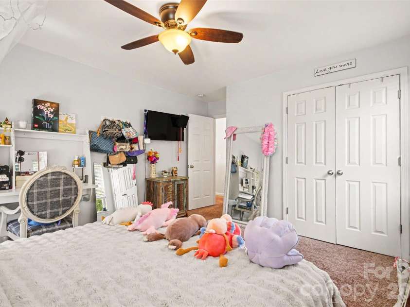 3324 Brackhill Street, Davidson, NC 28036.  MLS# CAR4404148, YatesRealty ID 37582. Second bedroom upstairs