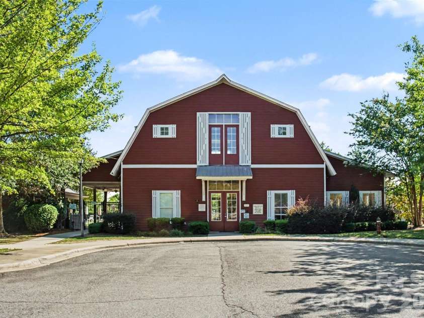 3324 Brackhill Street, Davidson, NC 28036.  MLS# CAR4428889, YatesRealty ID 37582. Clubhouse