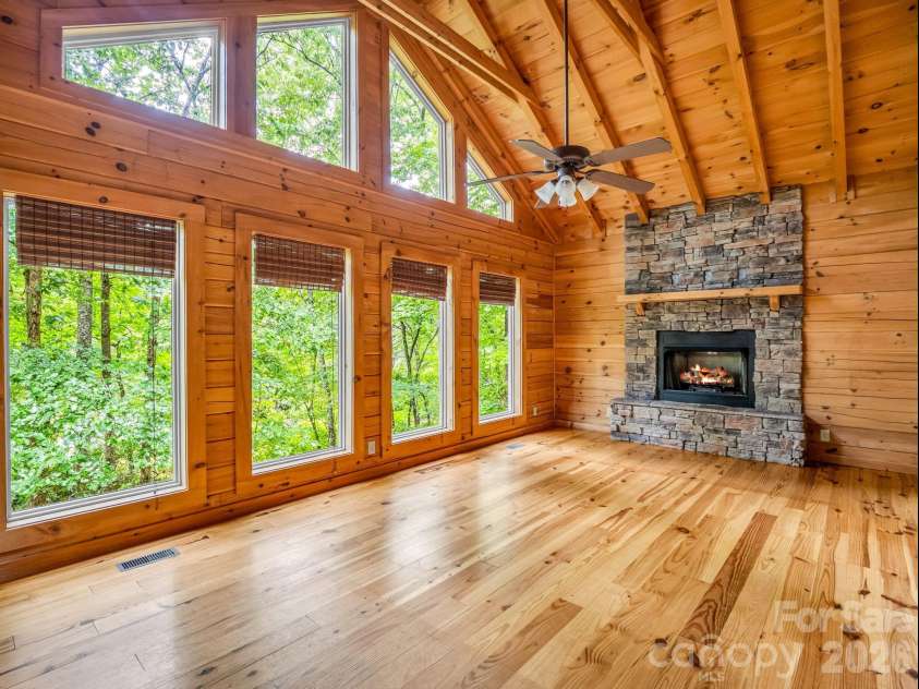 160 Sweetwater Ridge Road, Balsam Grove, NC 28708.  MLS# CAR4405149, YatesRealty ID 37583. 