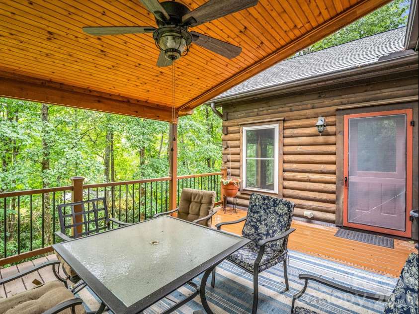160 Sweetwater Ridge Road, Balsam Grove, NC 28708.  MLS# CAR4405149, YatesRealty ID 37583. 