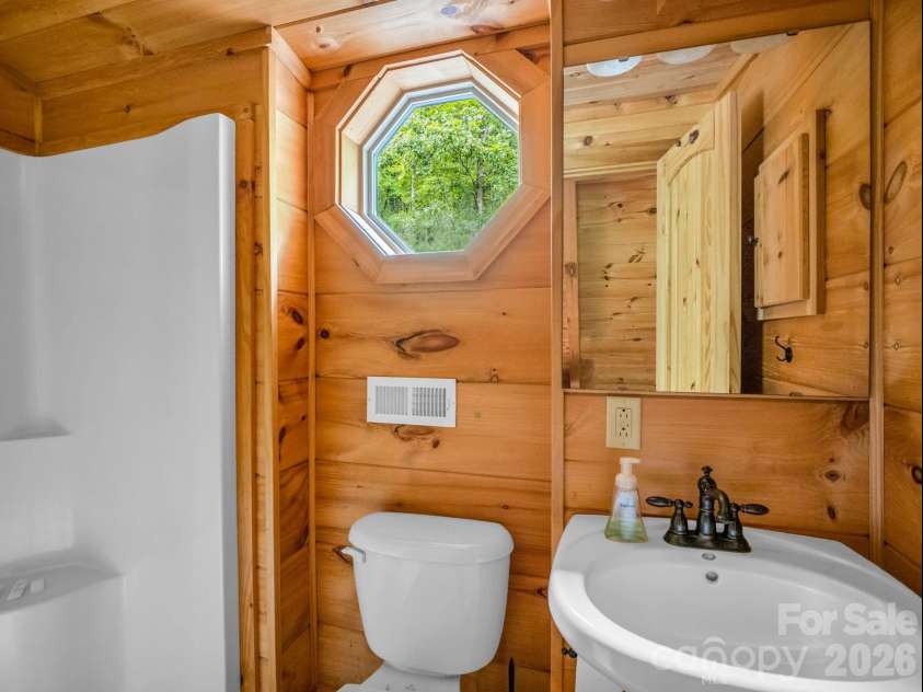 160 Sweetwater Ridge Road, Balsam Grove, NC 28708.  MLS# CAR4405149, YatesRealty ID 37583. 