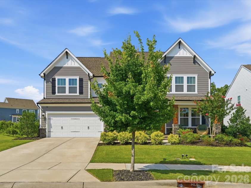 2004 Britannia Boulevard, Waxhaw, NC 28173.  MLS# CAR4394428, YatesRealty ID 37584. 
