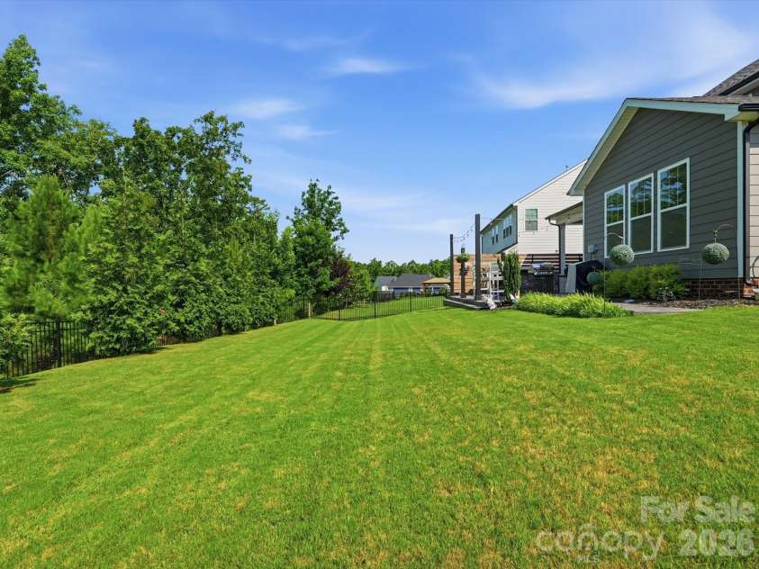 2004 Britannia Boulevard, Waxhaw, NC 28173.  MLS# CAR4394428, YatesRealty ID 37584. 