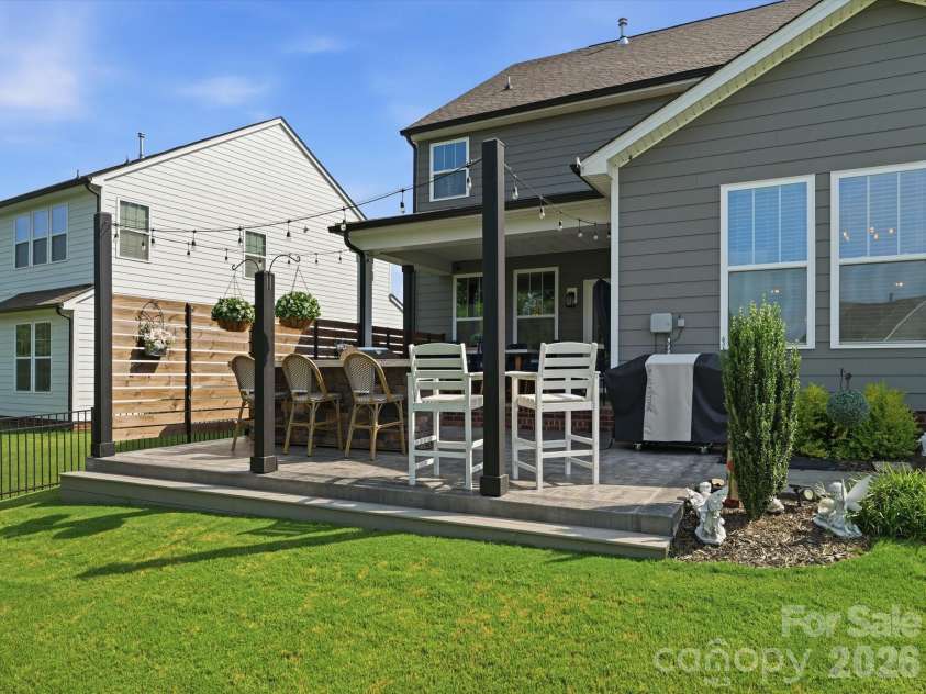 2004 Britannia Boulevard, Waxhaw, NC 28173.  MLS# CAR4394428, YatesRealty ID 37584. 