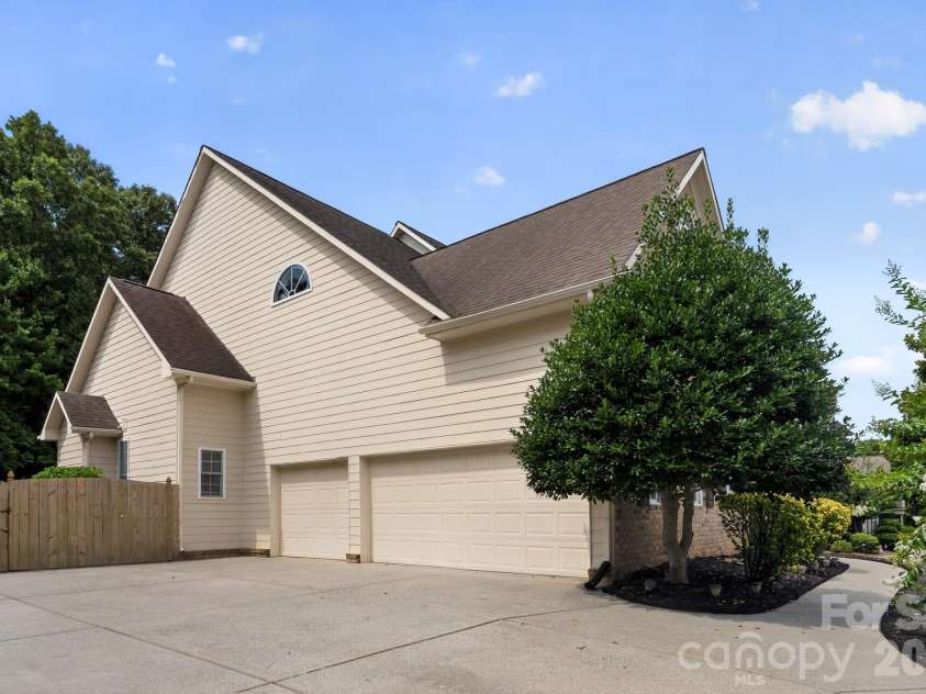 9169 Drayton Lane, Indian Land, SC 29707.  MLS# CAR4398397, YatesRealty ID 37587. 