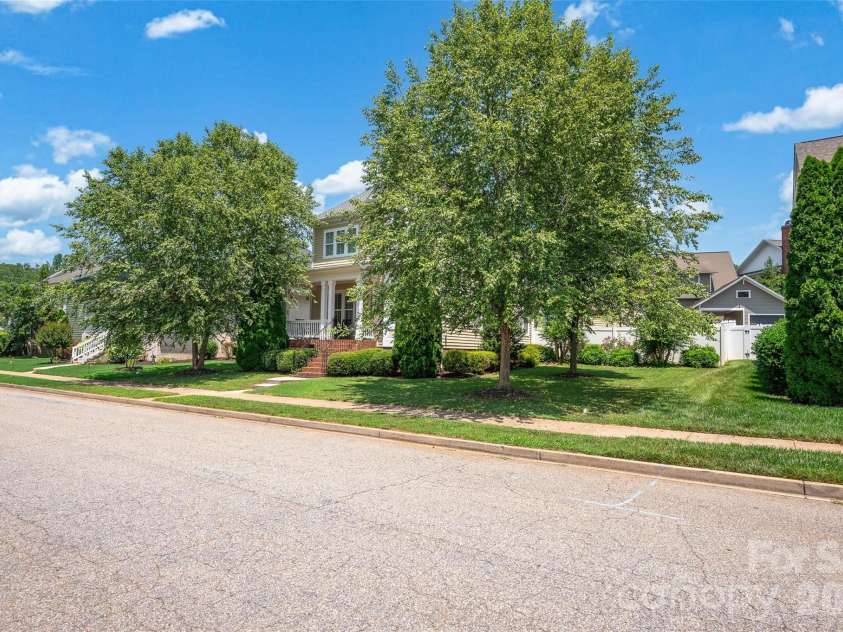 4090 Library Lane, Conover, NC 28613.  MLS# CAR4400655, YatesRealty ID 37588. 