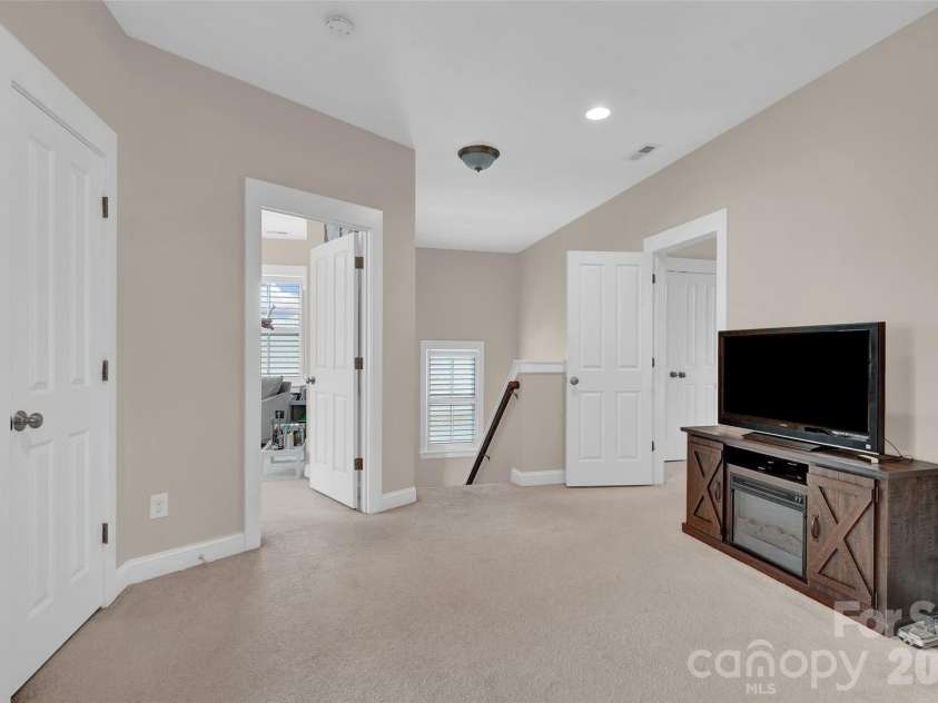 4090 Library Lane, Conover, NC 28613.  MLS# CAR4400655, YatesRealty ID 37588. 