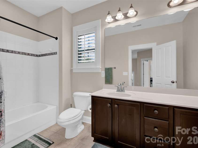 4090 Library Lane, Conover, NC 28613.  MLS# CAR4400655, YatesRealty ID 37588. 