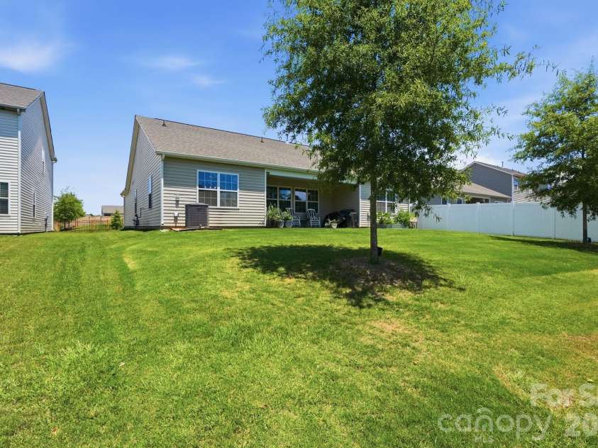 7735 Stonehouse Drive, Gastonia, NC 28056.  MLS# CAR4402484, YatesRealty ID 37589. 