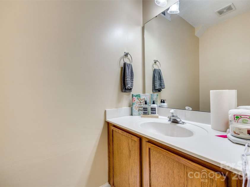 2232 Mancke Drive, Rock Hill, SC 29732.  MLS# CAR4222474, YatesRealty ID 3759. 