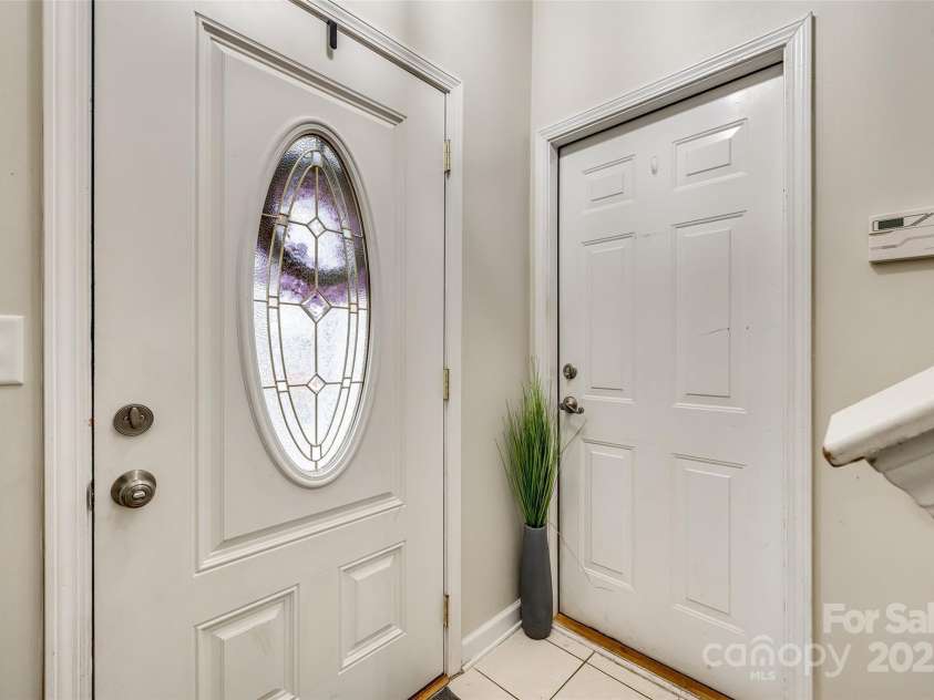 2232 Mancke Drive, Rock Hill, SC 29732.  MLS# CAR4222474, YatesRealty ID 3759. Interior Entry Way