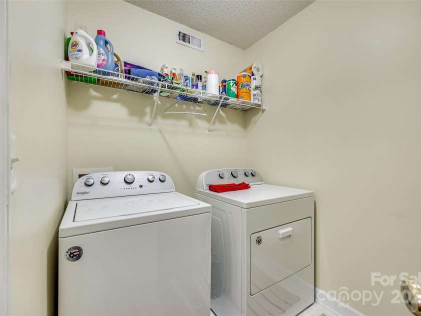 2232 Mancke Drive, Rock Hill, SC 29732.  MLS# CAR4222474, YatesRealty ID 3759. Laundry Room