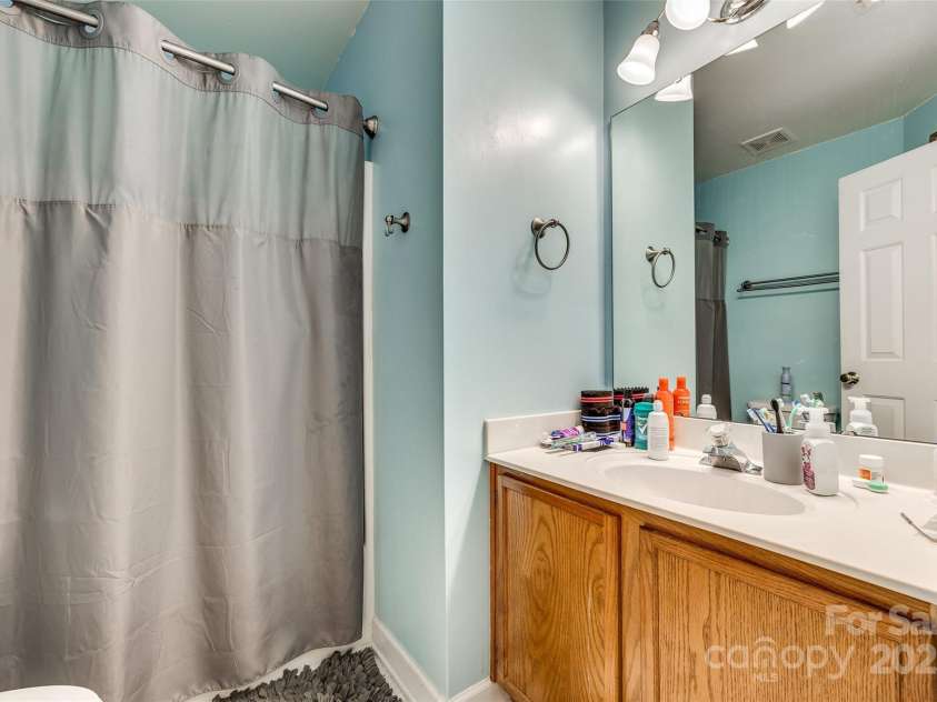 2232 Mancke Drive, Rock Hill, SC 29732.  MLS# CAR4222474, YatesRealty ID 3759. Upstairs Full-Bath