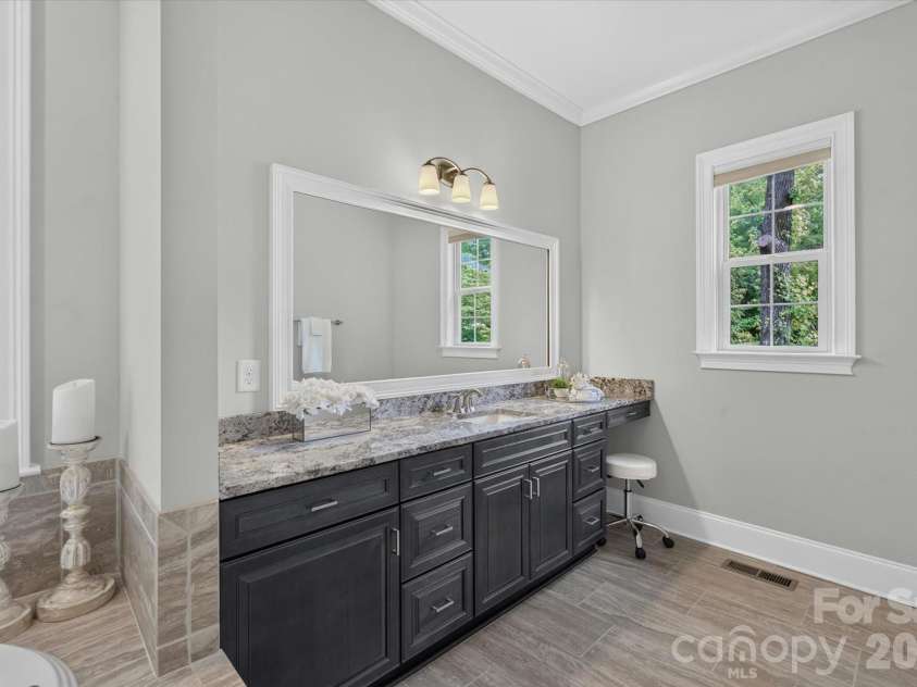 2020 Sherringham Way, Waxhaw, NC 28173.  MLS# CAR4390761, YatesRealty ID 37590. 