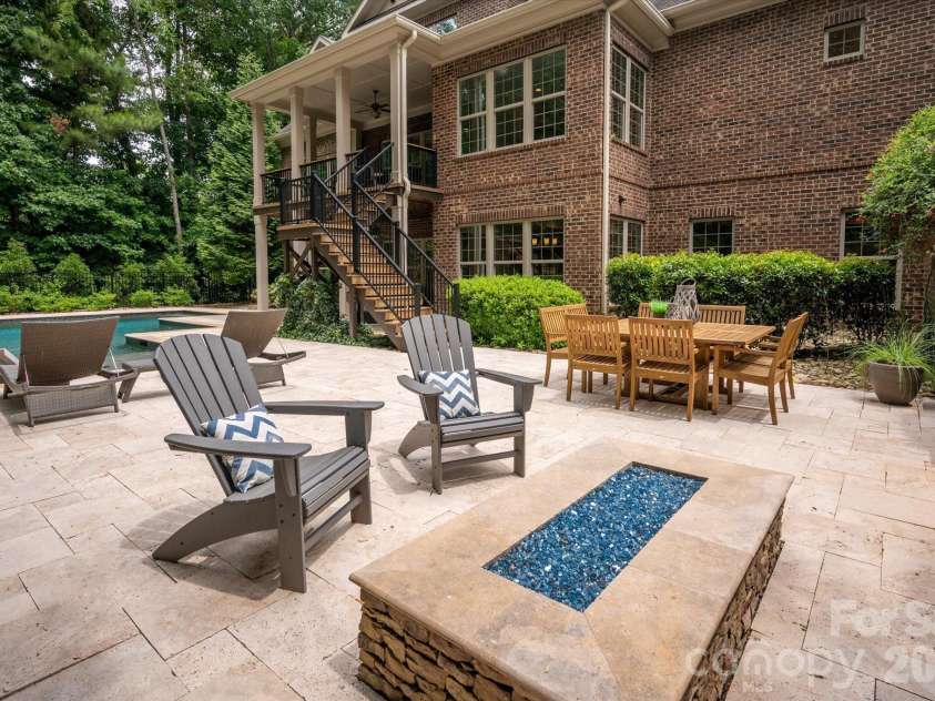 2020 Sherringham Way, Waxhaw, NC 28173.  MLS# CAR4390761, YatesRealty ID 37590. Outdoor gas fireplace