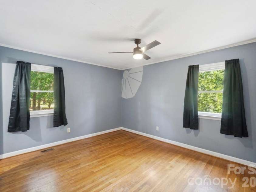 313 Park Terrace Drive, Belmont, NC 28012.  MLS# CAR4404350, YatesRealty ID 37591. 