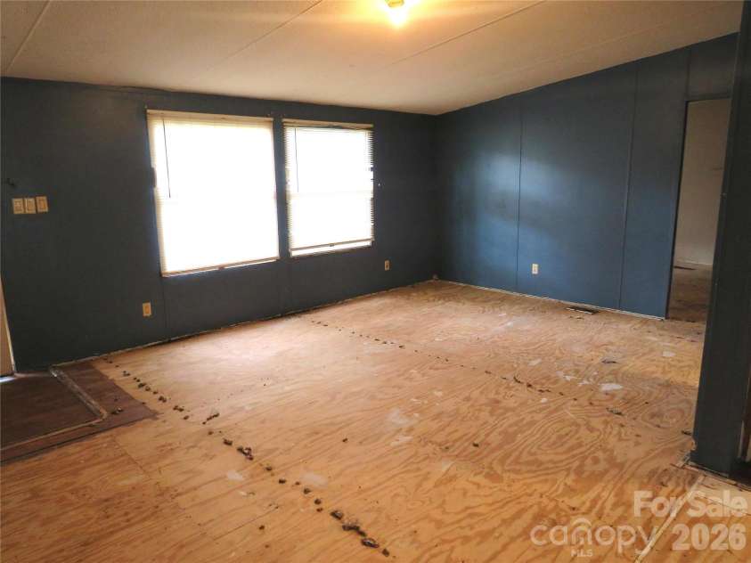 153 Ridgewood Street, Shelby, NC 28152.  MLS# CAR4402178, YatesRealty ID 37592. 