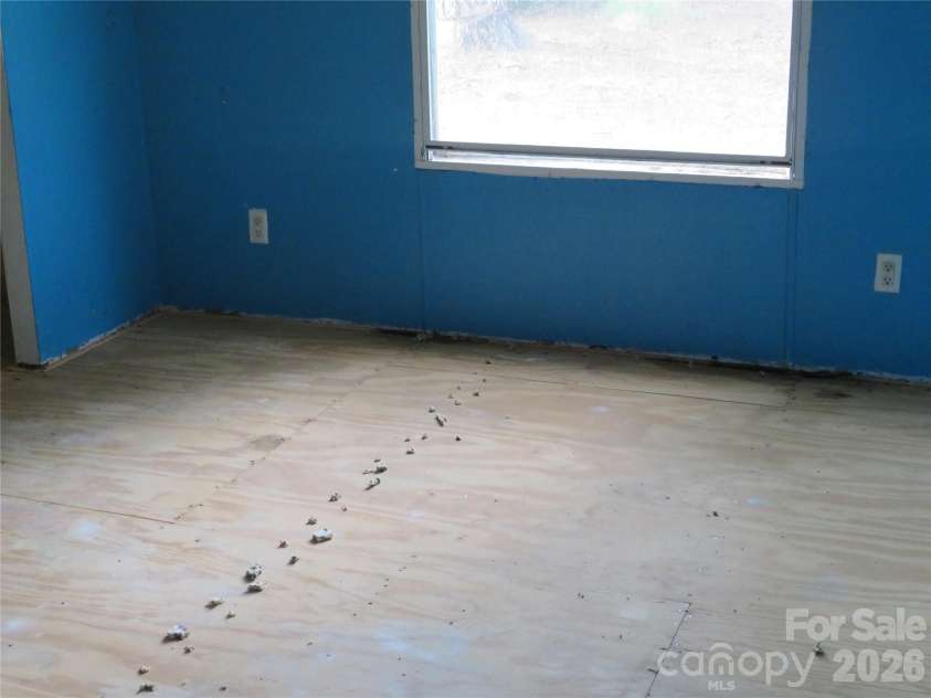153 Ridgewood Street, Shelby, NC 28152.  MLS# CAR4402178, YatesRealty ID 37592. 