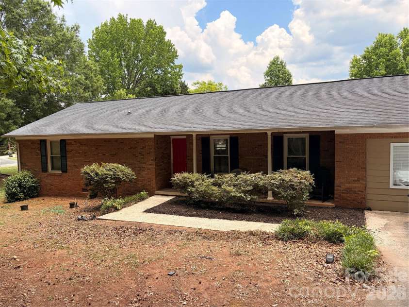 1709 Andover Street, Concord, NC 28027.  MLS# CAR4385139, YatesRealty ID 37593. 