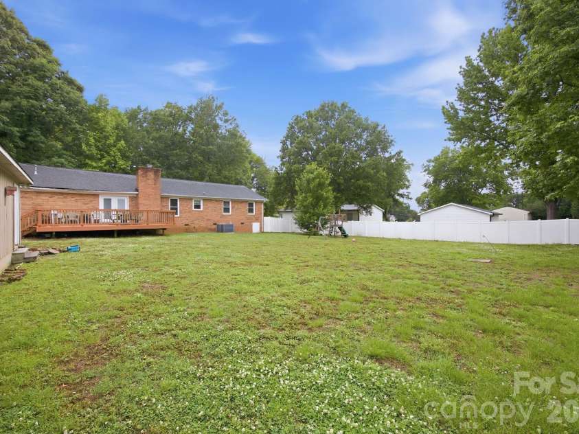 1709 Andover Street, Concord, NC 28027.  MLS# CAR4385139, YatesRealty ID 37593. 