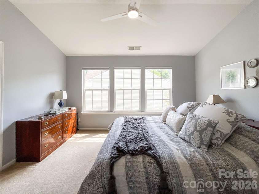6876 Rothchild Drive, Charlotte, NC 28270.  MLS# CAR4388708, YatesRealty ID 37594. 
