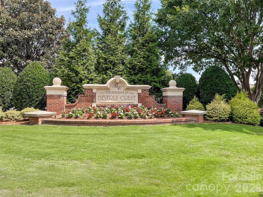 6876 Rothchild Drive, Charlotte, NC 28270.  MLS# CAR4388708, YatesRealty ID 37594. 