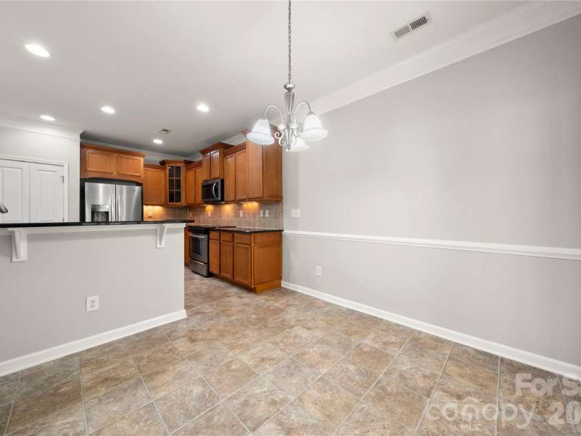 523 Danson Drive, Fort Mill, SC 29715.  MLS# CAR4392036, YatesRealty ID 37595. 