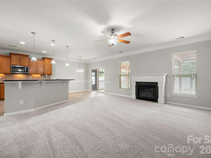 523 Danson Drive, Fort Mill, SC 29715.  MLS# CAR4392036, YatesRealty ID 37595. 
