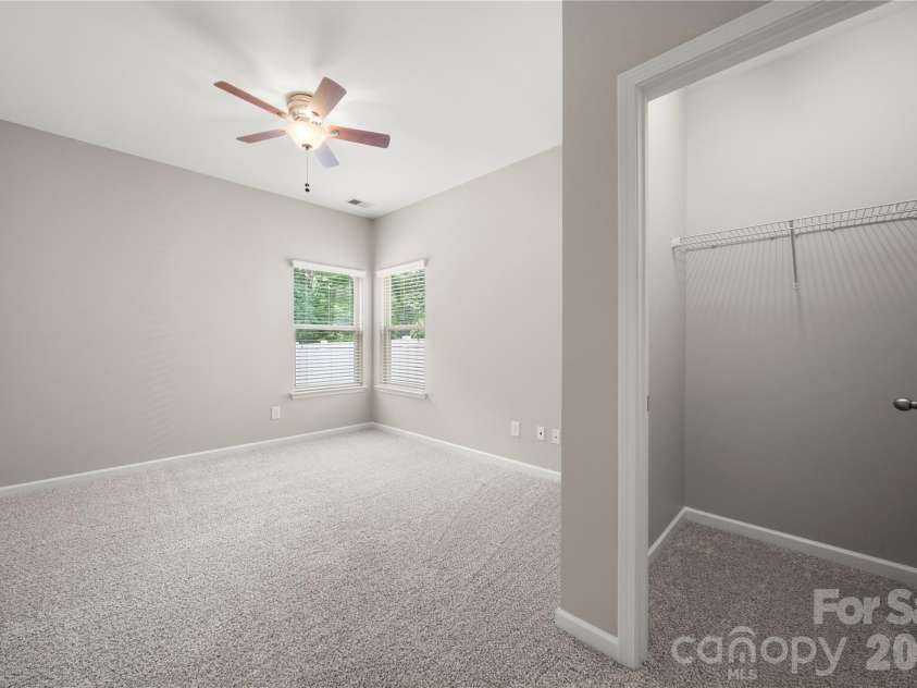 523 Danson Drive, Fort Mill, SC 29715.  MLS# CAR4392036, YatesRealty ID 37595. Main floor guest suite