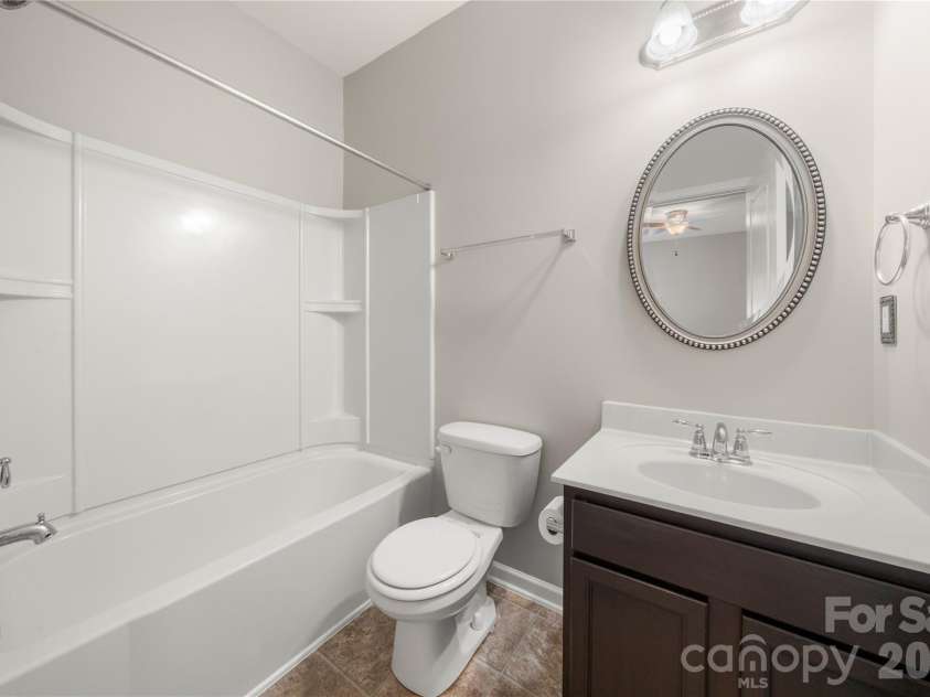 523 Danson Drive, Fort Mill, SC 29715.  MLS# CAR4392036, YatesRealty ID 37595. Main level bathroom