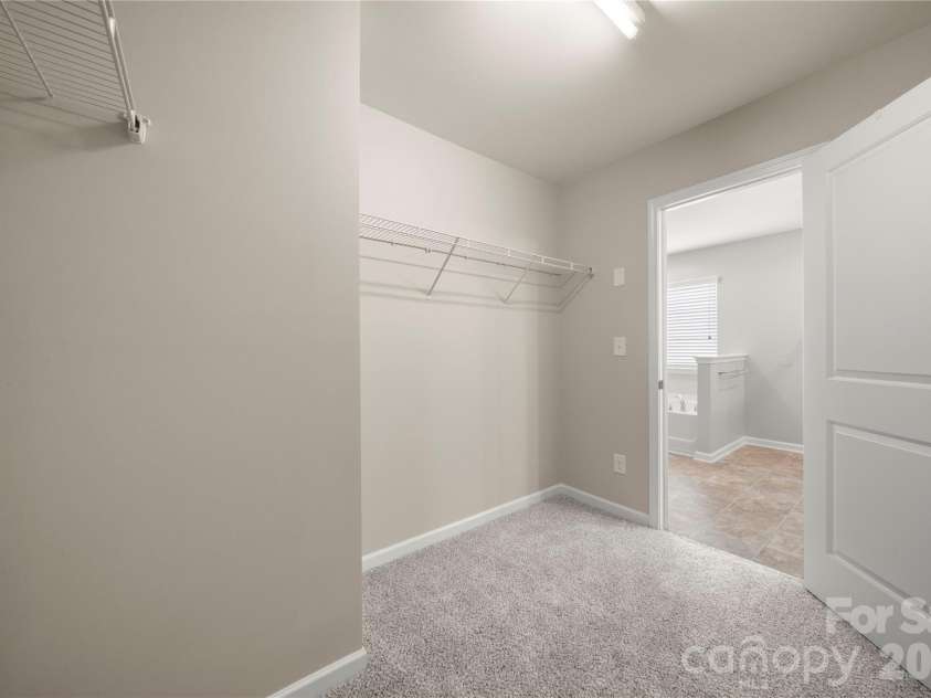 523 Danson Drive, Fort Mill, SC 29715.  MLS# CAR4392036, YatesRealty ID 37595. Primary Closet
