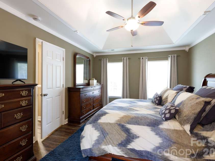 3009 Mamoth Oak Drive, Lancaster, SC 29720.  MLS# CAR4393141, YatesRealty ID 37598. 