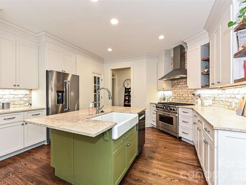 1126 Concord Road, Davidson, NC 28036.  MLS# CAR4395369, YatesRealty ID 37599. 