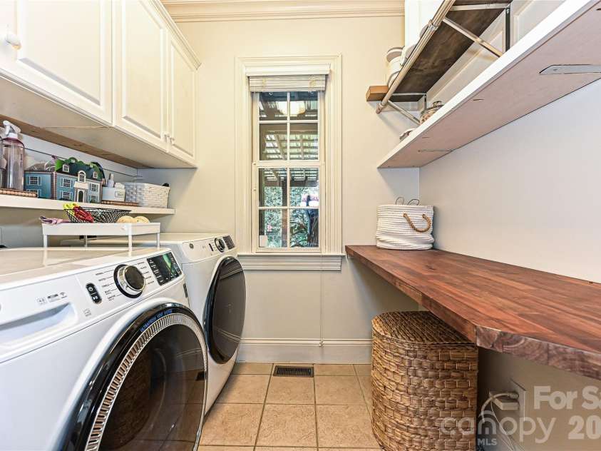 1126 Concord Road, Davidson, NC 28036.  MLS# CAR4395369, YatesRealty ID 37599. 